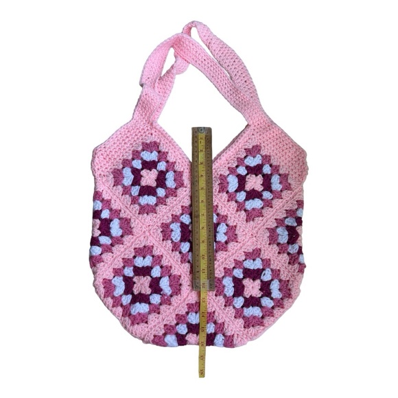 Handmade crochet granny square tote bag - Picture 4 of 6